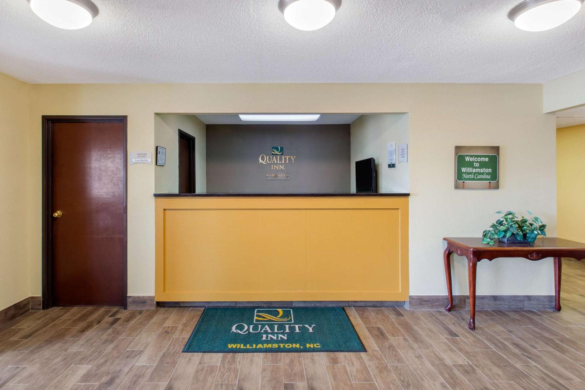 Quality Inn Williamston Exterior photo